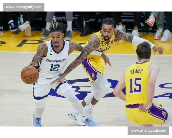 火箭湖人首战激战揭幕青春冲击与豪门底蕴正面碰撞西部季后赛风向标之争